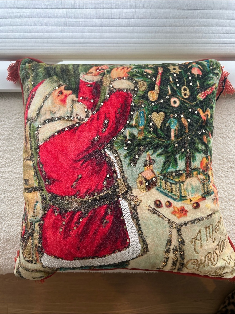 John Derian Christmas pillows - Picture 4 of 8
